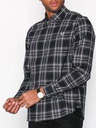 Knallpris på skjorte fra Fred Perry