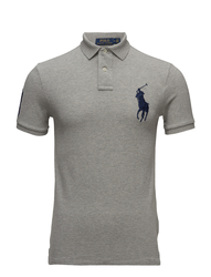 40 % rabatt på piqueskjorten du må ha